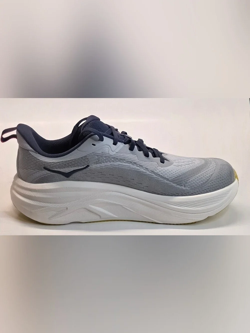 New Hoka One One Skyflow Lightweight Running Shoes Men's Size 10.5 D